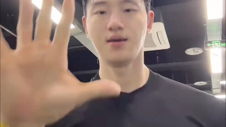 Qiangping on his relationship with A Kai and R-Ge: “Aren’t you just asking a stupid question?”