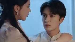 Hanya anak angkat yang tak disayang mau nikahi CEO pincang—dia sembuhkan