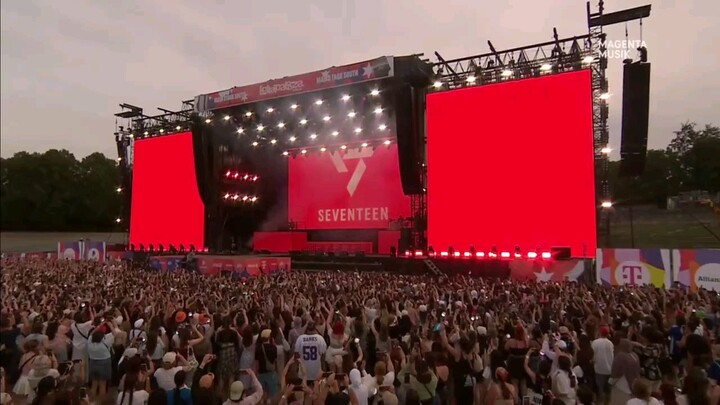 [ FULL] LOLLAPALOOZA SEVENTEEN in Berlin