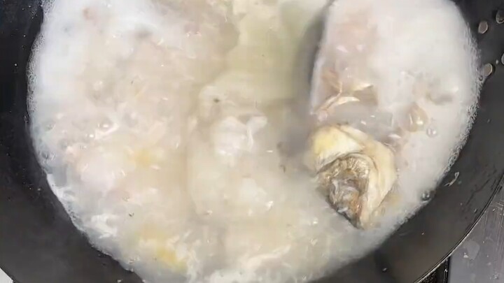Grass Carp & Sand Worm Congee: One of the Best Ways to Make Sand Worm Porridge! This sand worm porri