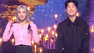 San E x Billlie Moon Sua "Me You" 230301 sân khấu đặc biệt