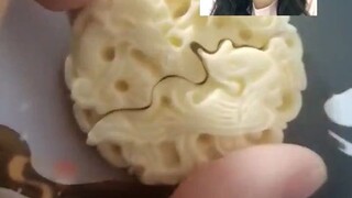 宝友调戏美女鉴定师