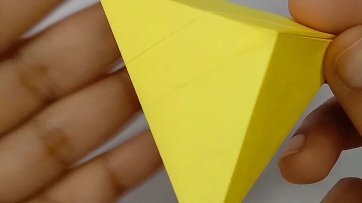 Simple Paper Trick to Make a 3D Triangle