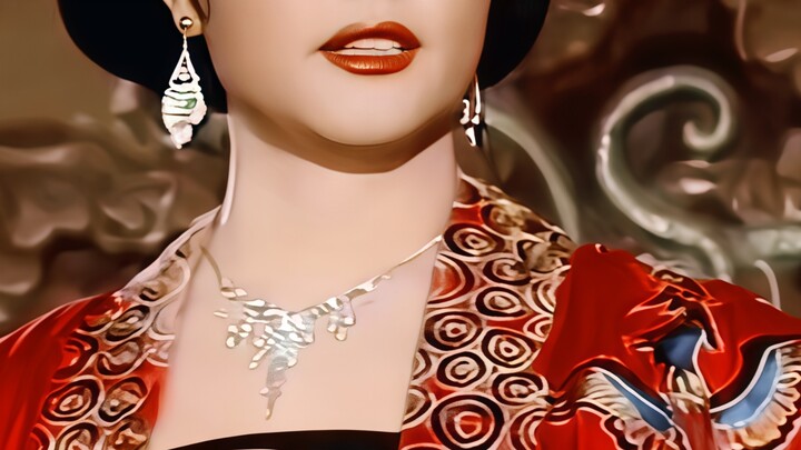 Her tearful outburst quelled the scandal over the deposed empress, leading directly to the dual rege