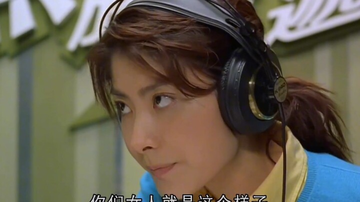 أفلام هونغ كونغ كانت سابقة لعصرها حقًا — لقد توقعت بالضبط الوضع الحالي في البر الرئيسي! مذهل كيف رأت