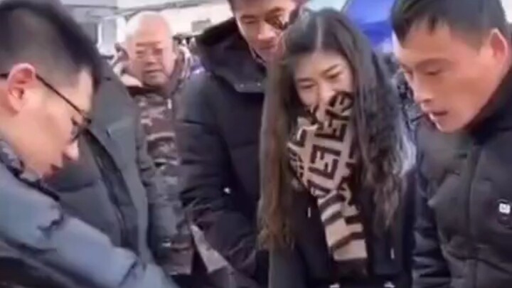 Haha, thịt hết rồi!