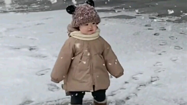 "Imut, tidak ada liburan"