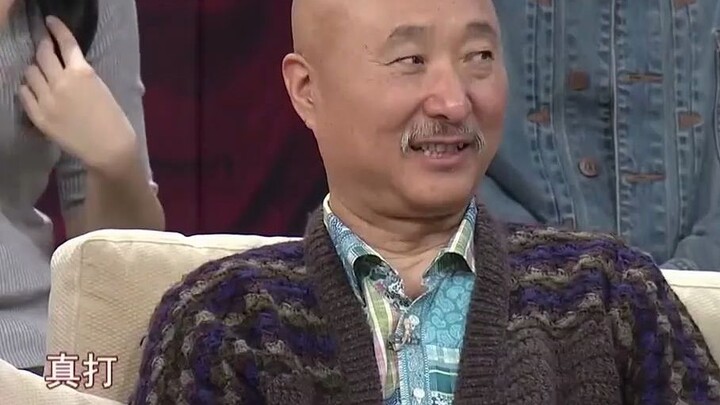 Guan Xiaotong and Xie Yuan Reveal Two Old Beijing Dining Rules—And They Can’t Stand People Smacking 