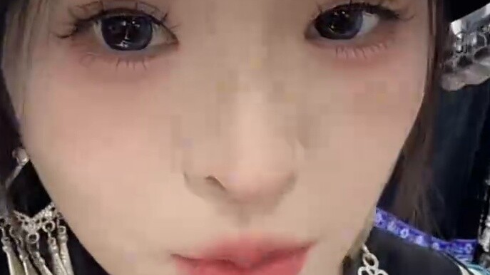 Hàn Lập vẫn còn quá yêu thích tu tiên! !