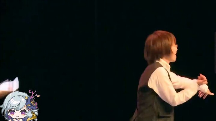 شاهدت مقطع رقصة المنزل لعام 2016 للمعلم شاو جي في غابة الأشجار، وذهلت: انظروا من هذا! يا إلهي، هذه ه