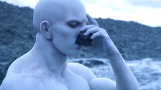 高度发达的外星人造访古老的地球，没想到竟然创造出了人类