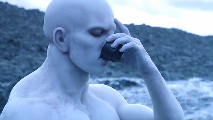 高度发达的外星人造访古老的地球，没想到竟然创造出了人类