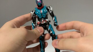 Bandai SHF Kamen Rider Tipe 1 Berbagi Overdrive