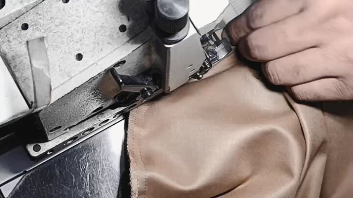 Kilang Jahit Pukal Uniform T Shirt Malaysia