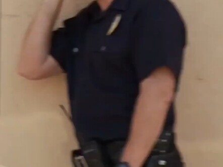 Bro’s skin color saved him 💀