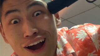 “放心关注，不是逃犯！”