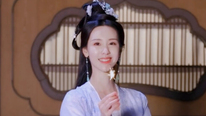卧槽！这样的脸去演反派黑莲花？谁懂？！