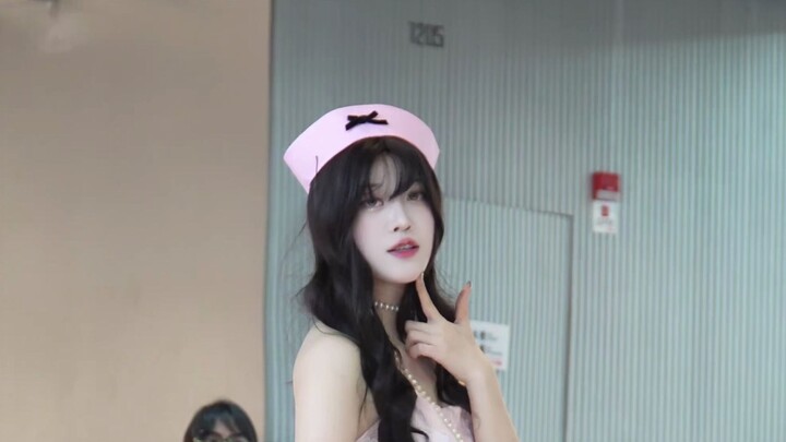 Tara So Crazy Versi Skin Edisi Terbatas Warna Pink Benar-Benar Gila