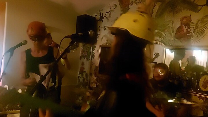 Keymaster's Hole Live @ Wohnzimmer 2025