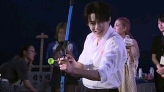 [Tan Jianci] Sister Xiangliu's live broadcast was so bold that she was so embarrassed that she opene