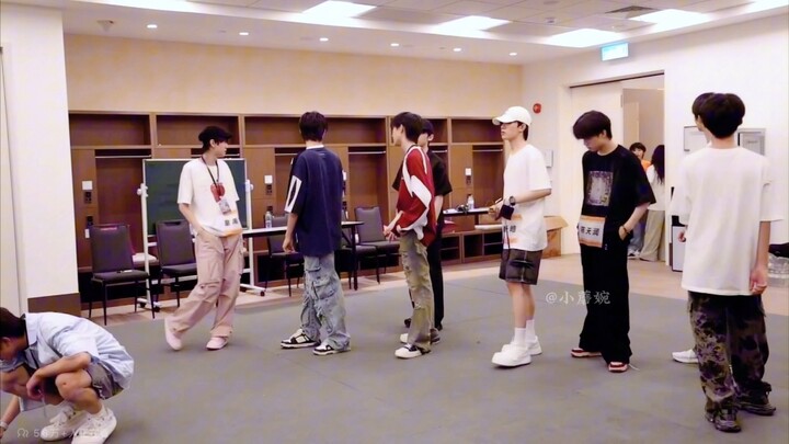 [Su Xinhao] Xiaochan is really great! In just one minute, Xiaochan's adaptability and leadership wer