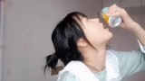 Một cô gái trẻ năm nhất trung học bắt chước phong cách uống rượu của Jotaro và cưỡng hôn một lon? !