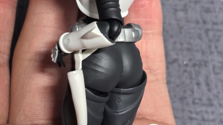 好大好圆的软胶！但可惜只有这一个优点的figma花梦