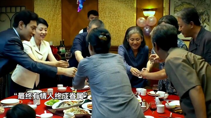 Mối tình thầm kín thuở thiếu thời, may mắn là sau nhiều năm đã có câu trả lời.