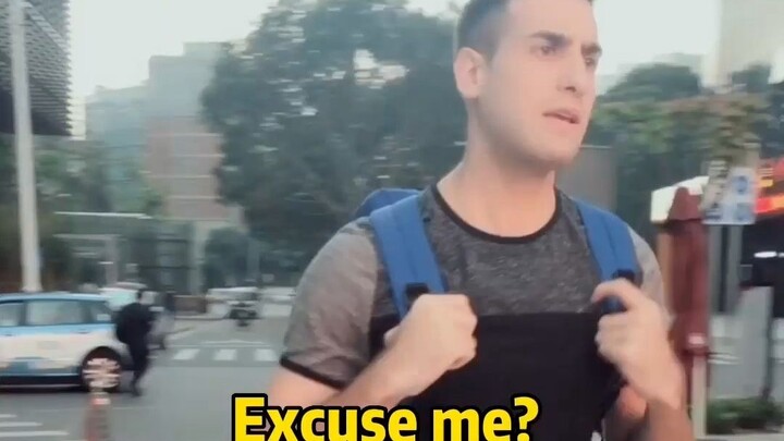 【Tiếng Anh】Gặp người nước ngoài hỏi đường thì nói thế nào?