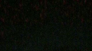 tidak ada yang lebih indah selain menghayal 😐