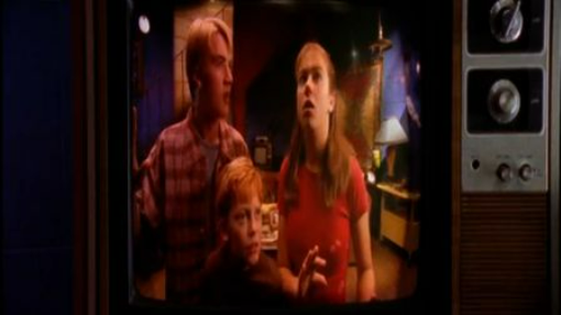 Round The Twist S4E5 TV Or Not TV