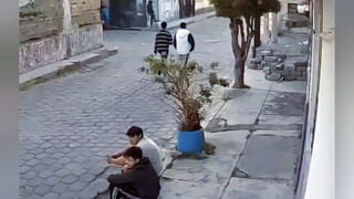 一看就是亲哥们