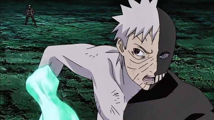 Inilah momen paling mengesankan Obito. Setelah mendapatkan kembali Giok Enam Jalan, ia bahkan menyer