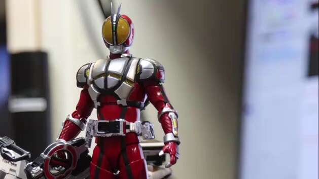 [Saya ingin melindungi impian saya] Metode ukiran tulang asli SHFiguarts Kamen Rider Faiz Explosion 