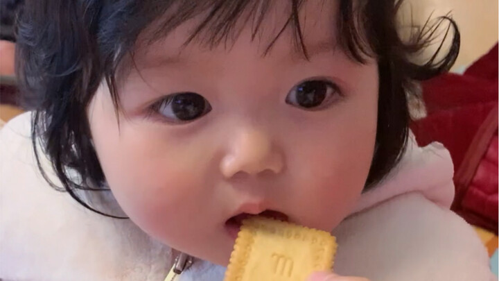 ช่วงนม ระเบิดนิวเคลียร์ (ตอนเด็กๆ น่ารักกว่าเยอะเลยนะ～)