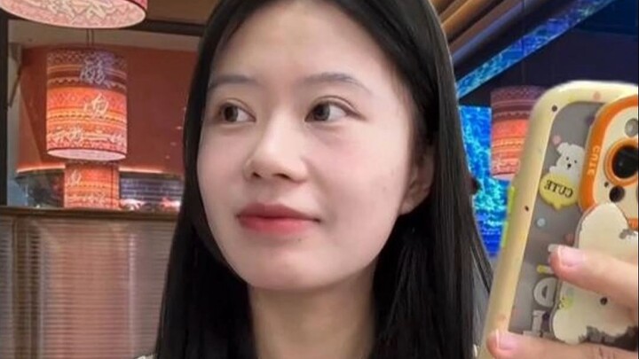 Có thật sự yêu tôi không, hay chỉ đang tìm kiếm bóng dáng của ai đó