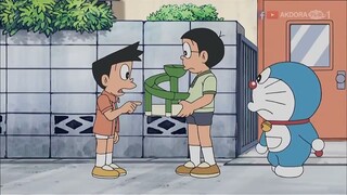โดเรม่อน ตอน พุ่งไปเลยโซเม็งลอยน้ำ