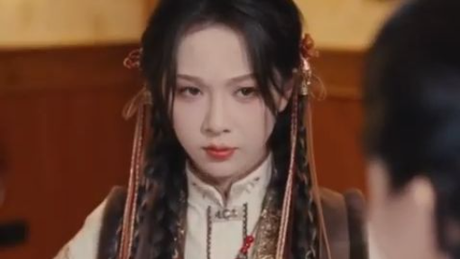 Ahli Taois digantikan putri palsu. Dengan ilmu gaib, bongkar kebohongan