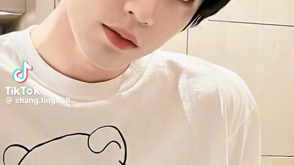 #จางหลิงเฮ่อ