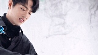 [Xiao Zhan] Watching Xiao Zan wiping his feet online, making him cry QAQ