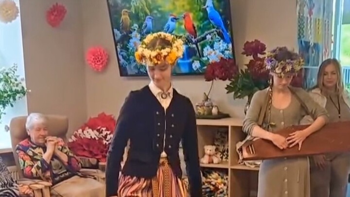 Rhythmic Scottish dance