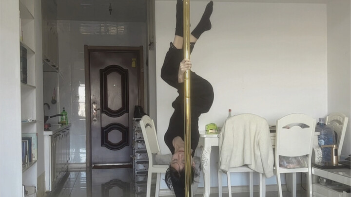 New here~ Aerial dance is updated every night, if you like it, please follow us.