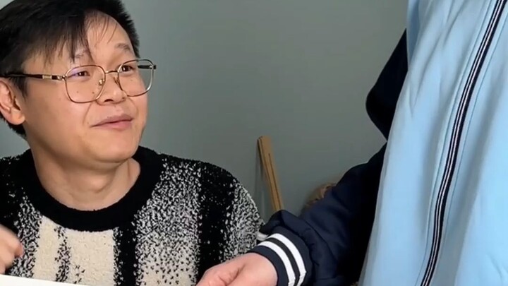 Giáo viên mỹ thuật bị dồn ép đến mức phát điên như thế nào