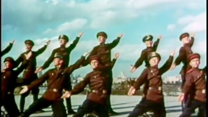 إيريس آوت: الرسوم المتحركة الختامية لانتزاع قلب الإنسان بالمنشار الكهربائي بنجاح في الاتحاد السوفيتي