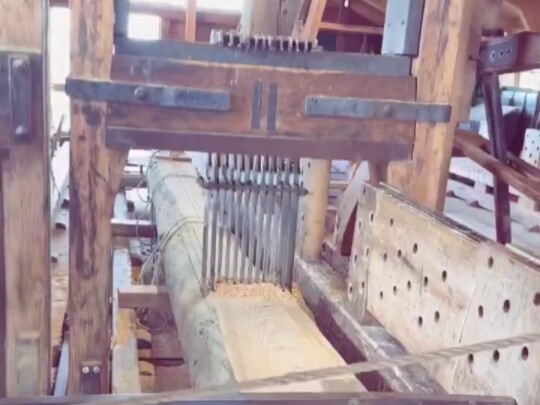 400年历史的锯木风车