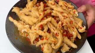 #无骨鸡爪 让我来告诉彬彬什么叫智商碾压#好吃到停不下来#大人小孩都爱吃#零食推荐