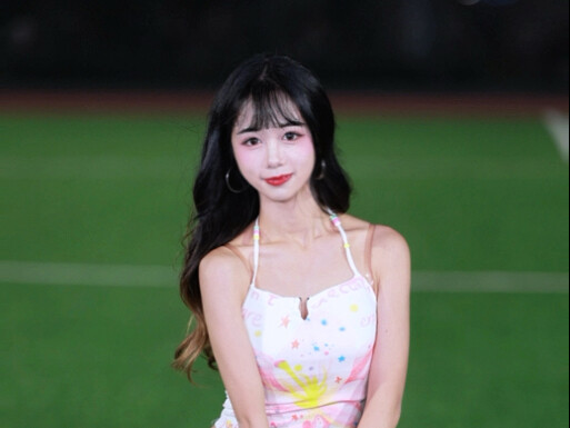 Đại học Nhân dân nhảy theo điệu nhạc | Cuối cùng cũng thực hiện được ước mơ nhảy rollin trên sân vận