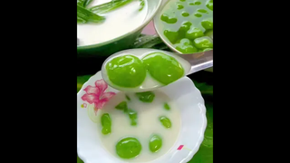 วันนี้มีขนมอินทนิลมาเสิร์ฟฮะ💚🥰