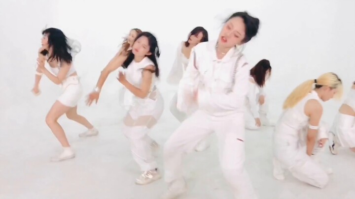 [Youth With You 2] คัฟเวอร์เพลงเต็ม "A LITTLE BIT" | รำลึกค่ำคืนก่อตั้งวงที่ล่าช้า