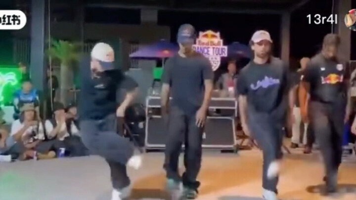 【kyoka】ในกลุ่มผู้ชาย ที่หล่อที่สุดก็ยังคงเป็นผู้หญิงตัวเล็กสูงแค่หนึ่งเมตรหกนี้